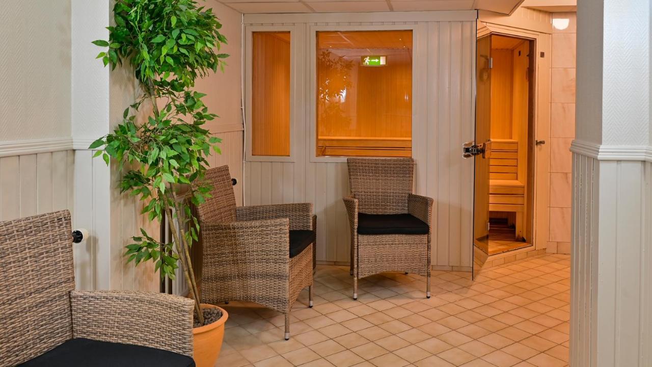 Hotel Amadeus Halmstad Buitenkant foto